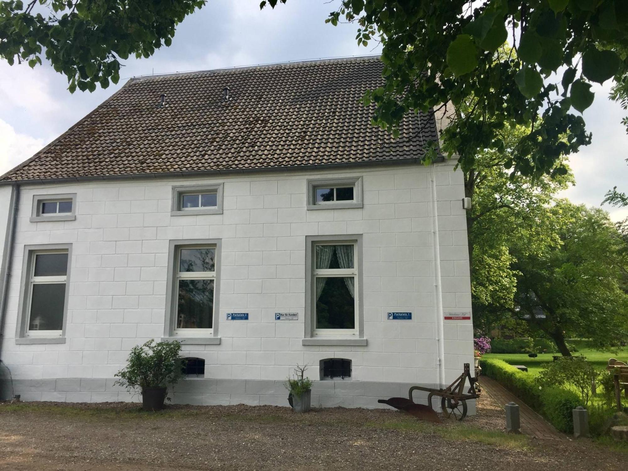 Steinhaus Hof Villa Bunde  Bilik gambar