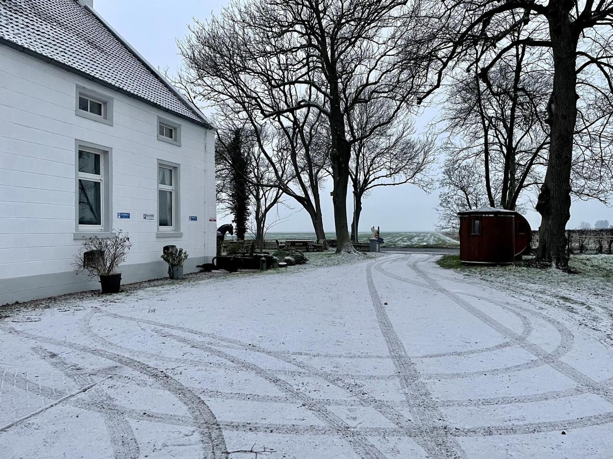 Steinhaus Hof Villa Bunde  Luaran gambar
