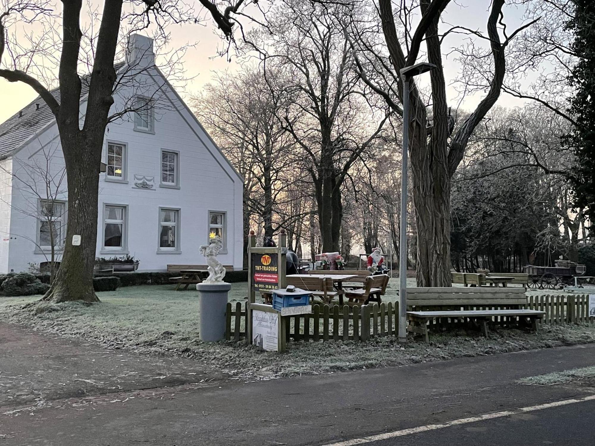 Steinhaus Hof Villa Bunde  Luaran gambar