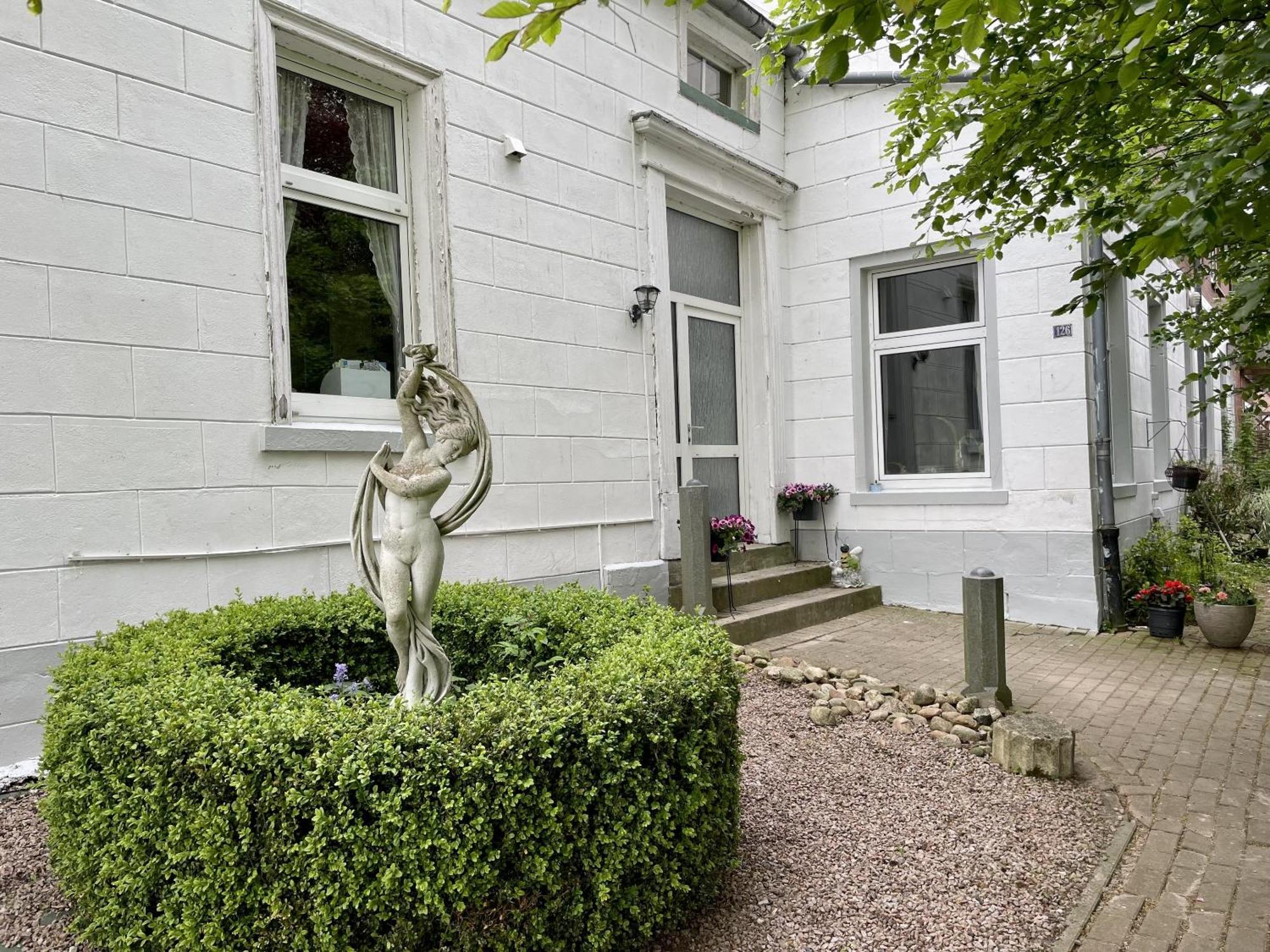 Steinhaus Hof Villa Bunde  Luaran gambar